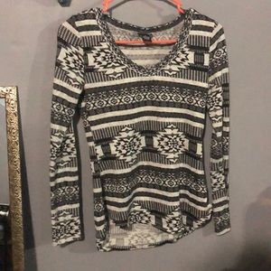 Rue 21 long sleeve shirt